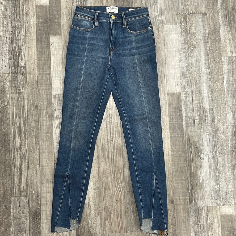 FRAME “Le High Skinny” Jeans